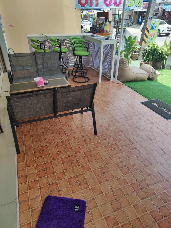 Cafe Nana Hotel Nong Prue Exterior photo