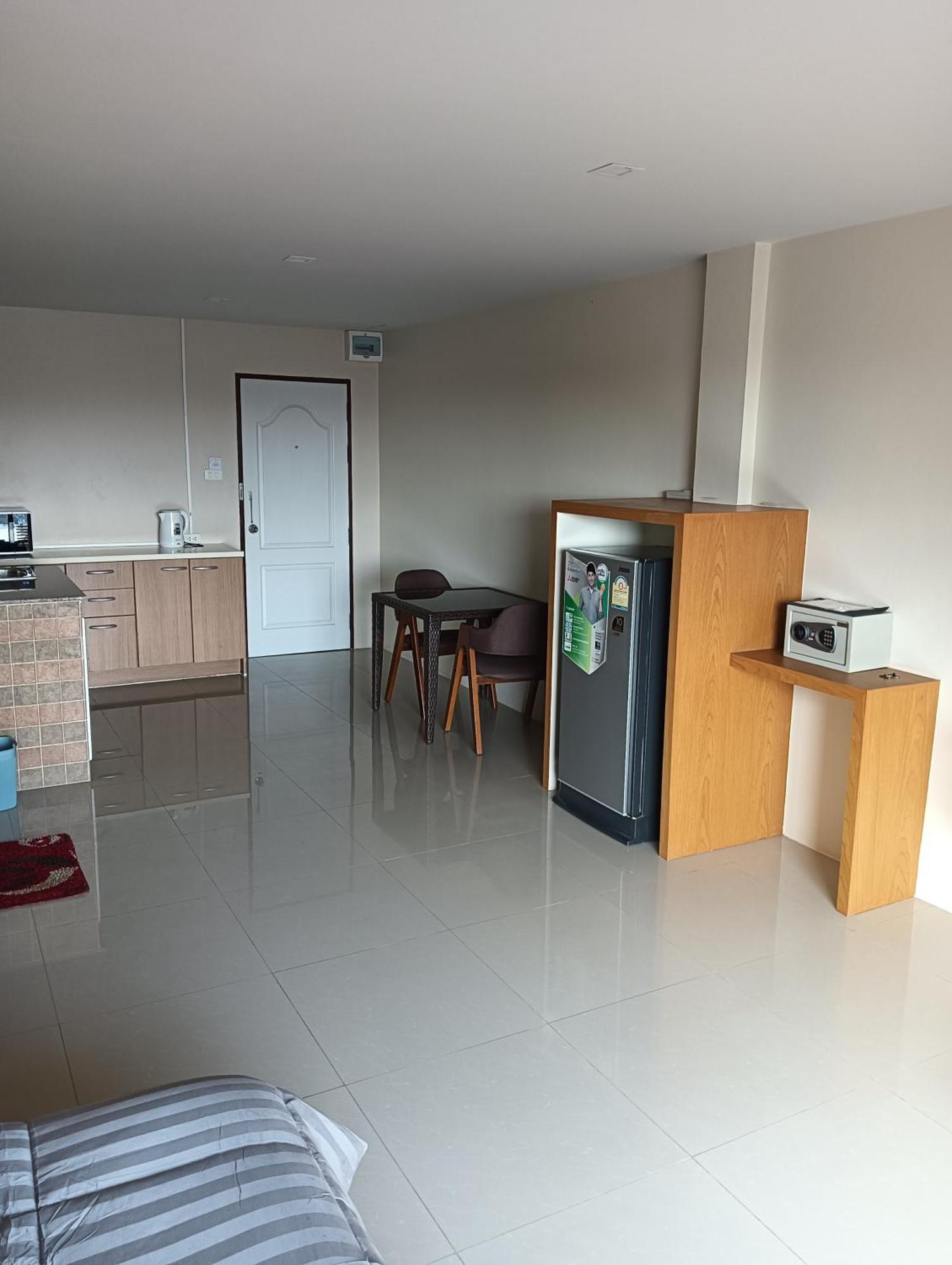 Cafe Nana Hotel Nong Prue Exterior photo